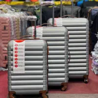 چمدان لوکس و چشمگیر جهیزیه ای کسا اصفهان ست تک|کیف، کفش، کمربند|اصفهان, جویباره|دیوار