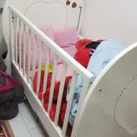 سرویس خواب بچه چوب روسی شرکتی در حد نو بدون خط خش|تخت و سرویس خواب|شهریار, شهریار|دیوار