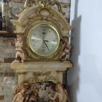 آبنما، ساعت ایستاده، چراغ خواب