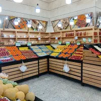 قاب آینه میوه فروشی