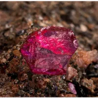 حریدار سنگهای جواهری و تجاری