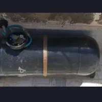 یک مخزن الپیجی سالم با لگلاتور شیر برقی باقی