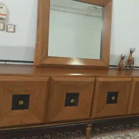 میز تی وی و آینه کنسول