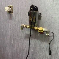 پمپ زیر ابگرمکنی کم صدا|آب‌سردکن و تصفیه آب|اندیشه, اندیشه فاز ۱|دیوار