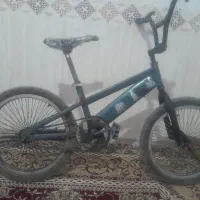 دوچرخه ۲۰حرفه ای|دوچرخه، اسکیت، اسکوتر|اهرم, |دیوار