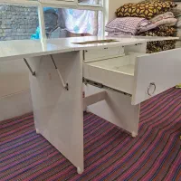 میز خیاطی نو بدون استفاده|لوازم خیاطی و بافتنی|لنجان, |دیوار