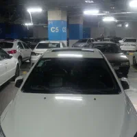 شاهین سانروف دار کم کارکرد