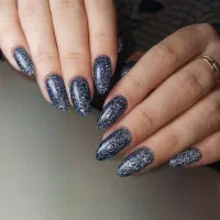 خدمات تخصصی ناخن