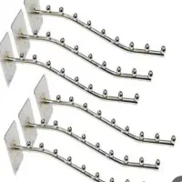 رگال و چوب لباس مغازه