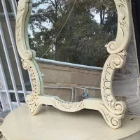 میزآرایش ودوعدد پاتختی