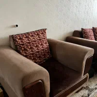 مبل ۹نفره همراه با میزوگل میزی