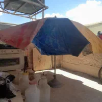 چتر بالکنی پایه دار