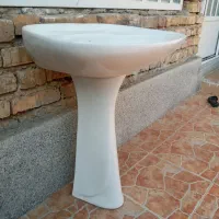 سنگ روشویی پایه دار