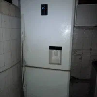 یخچال فریزر دو طبقه