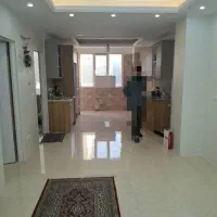 ۷۵متر با ۳۰متر حیاط خلوت