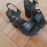 کفش مجلسی|کیف، کفش، کمربند|کاشان, بهشتی|دیوار