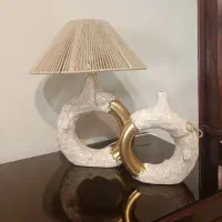 آباژور و گلدان رومیزی
