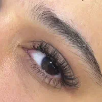 آموزش تمامی خدمات مژه