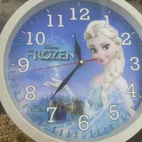 ساعت فروزن دخترانه