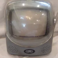 تلویزیون طوسی ژاپنی کوچک