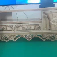 ومیز تلوزیون