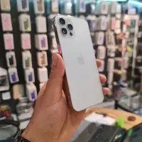 اپل iPhone 12 Pro با حافظهٔ ۲۵۶ گیگابایت