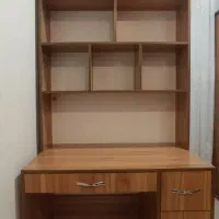 کتابخانه میز تحریر دار