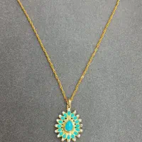 گردنبند و رومانتویی