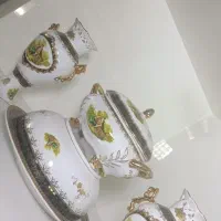 سرویس چینی وچایخوری کاملا سالم وزیبا وشیک