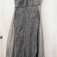 تعداد زیادی لباس مجلسی حراجی