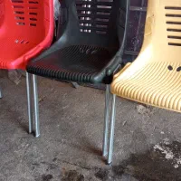 صندلی پلاستیکی APPLE