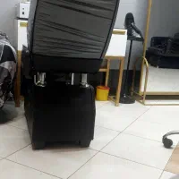 به یک رنگ کار و خدمات دیگری برای همکاری نیاز داریم