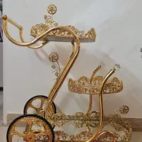 میز بارطلایی