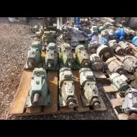 دینام الکتروموتور ۲۵ اسب ۹۰۰ دور و... گیربکس خرید|ماشینآلات صنعتی|کاشان, شهرک صنعتی راوند|دیوار