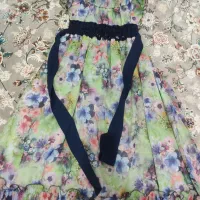 چند دست لباس نو هیچ کدوم استفاده نشده