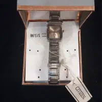 تعدادی ساعت قدیمی میزی و مچی|کلکسیون اشیاء عتیقه|شیراز, شهرک سراج‎|دیوار