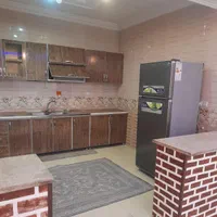 منزل مبله دربست مستقل فوق العاده تمیز|اجارهٔ کوتاه‌مدت آپارتمان و سوئیت|شیراز, شهرک گلها|دیوار