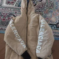 کاپشن|لباس|تیران, |دیوار