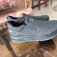 کفش اسچیکرز