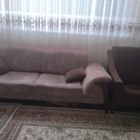 فروش یک دست مبل راحتی ۸ نفره با قیمت مناسب|مبلمان خانگی و میز عسلی|سبزوار, توحیدشهر|دیوار