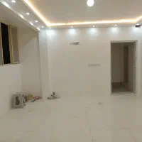 آپارتمان در سه طبقه چمن ۲۷