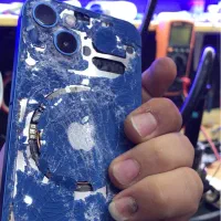 تخصصی ترین مرکز تعمیرات موبایل در غرب تهران