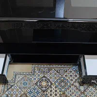 میز تلویزیون شیشه خم|میز تلویزیون|پرند, فاز ۶|دیوار