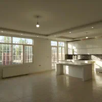 ویلایی صفر دو کله رو به فضای سبز با متریال درجه یک