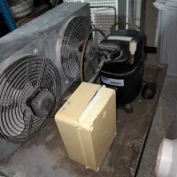 کمپرسور فرانسه تکامسه ۱ اسب کندانسور ۲ فن ۲ اسب