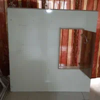 ویترین مغازه لباس فروشی