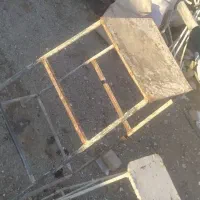 دوعدد چهار پایه دونه ای 1تومن