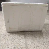 با سلام یک عدد یخدان فیبری بزرگ،
