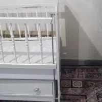 تخت و گهواره کودک
