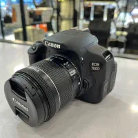 دوربین 700d درحد آکبند